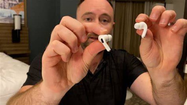 Can people hear AirPod pros from outside?